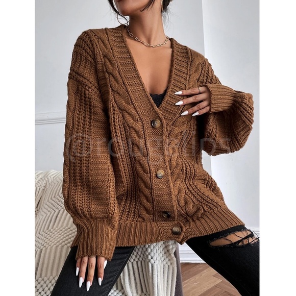 Oversized Brown Cable Knit Cardigan Long Sleeves Hip Length Buttoned - Picture 3 of 11